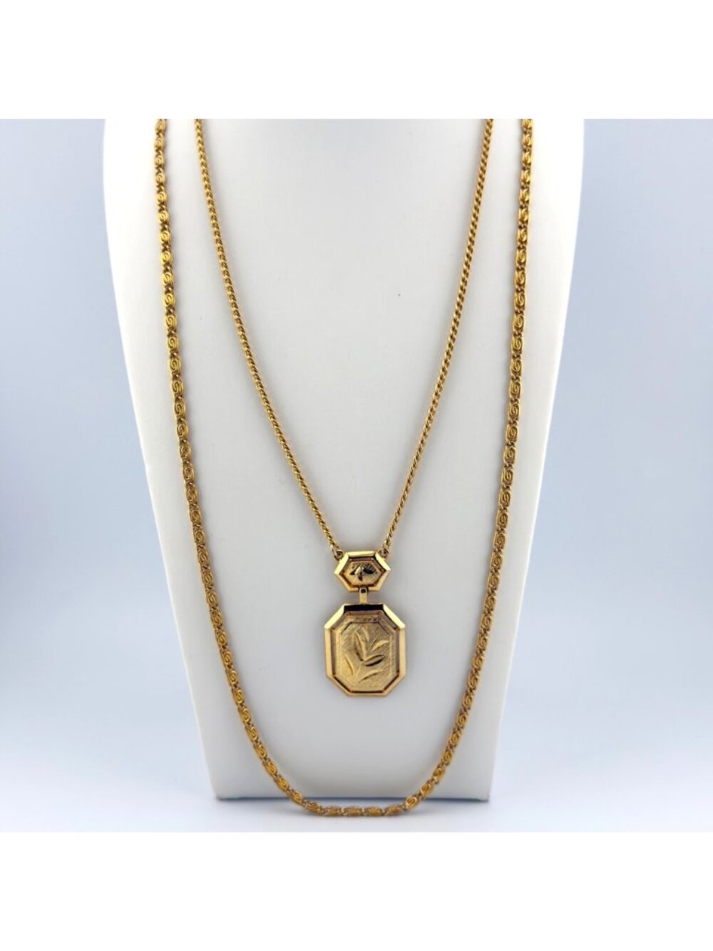 Vintage Gold-Tone Double Chain Necklace With Engraved Floral Pendant 24" Length